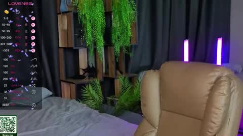 exxxcore_ online show from 10-24-25, 11:39