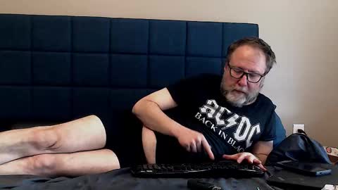 eyes_and_cock_wide online show from 01-10-26, 06:42