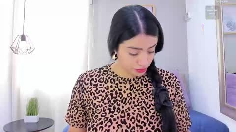 Snapshot of eyes_duque chatting on 11-20-25, 06:07 online show from 11-20-25, 06:07