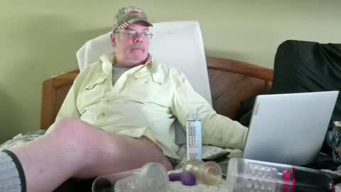 Snapshot of eyeswideshut63 chatting on 12-22-24, 07:31 Eyeswideshut63 online show from 12-22-24, 07:31