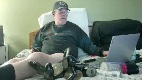 Snapshot of eyeswideshut63 chatting on 12-30-24, 12:22 Eyeswideshut63 online show from 12-30-24, 12:22