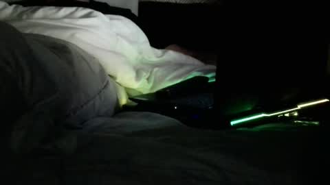 Eyeswideshut63 online show from 11-08-25, 08:36