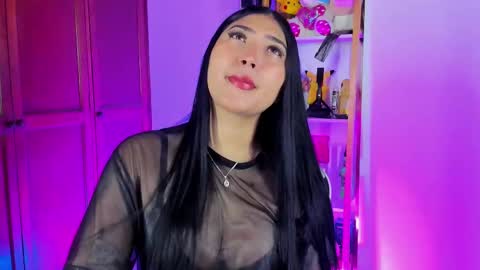 Snapshot of eymy_hadid_ chatting on 09-24-25, 03:04 Emily online show from 09-24-25, 03:04