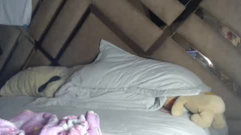 eyshaexotii online show from 11-14-25, 12:15