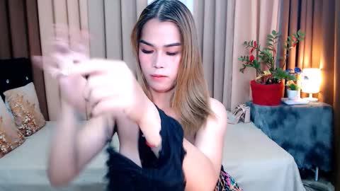 UR SWEET EZRA online show from 01-12-25, 02:56