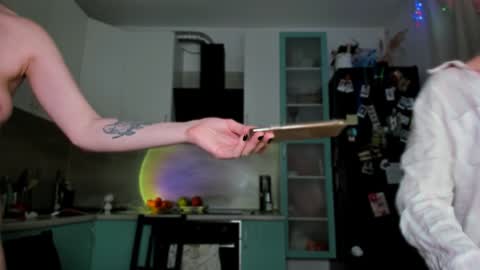 Snapshot of f1oraa chatting on 12-20-24, 05:18  if you dont have fansly account yet use this link to registration    online show from 12-20-24, 05:18