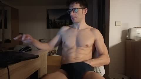 Mick online show from 02-09-25, 09:49