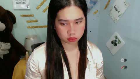 Snapshot of f3ckdollucy chatting on 02-11-25, 08:10 yanna online show from 02-11-25, 08:10