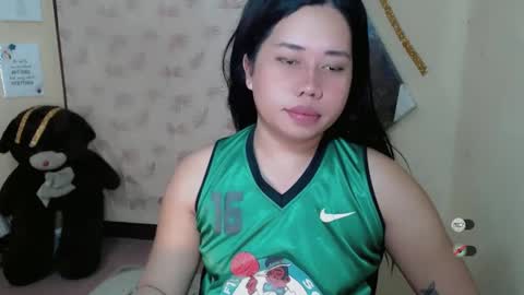 Snapshot of f3ckdollucy chatting on 03-11-25, 08:20 yanna online show from 03-11-25, 08:20