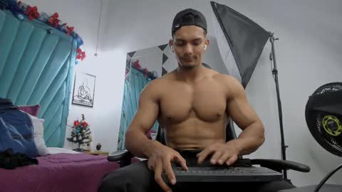 FABIO online show from 12-18-25, 04:13