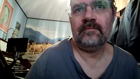 Fabius online show from 09-28-25, 05:24