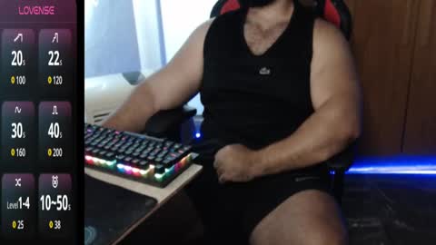 Snapshot of fabuloso13 chatting on 11-21-25, 02:38 Fabiano online show from 11-21-25, 02:38