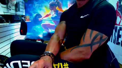 Snapshot of fabxxxl chatting on 10-24-25, 07:16 fabxxxl online show from 10-24-25, 07:16