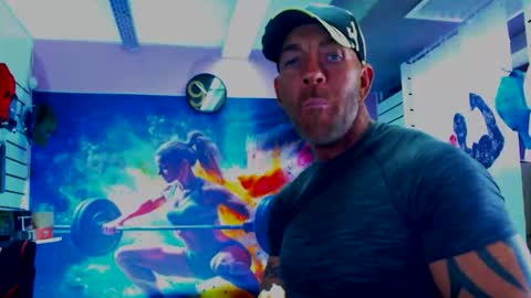 Snapshot of fabxxxl chatting on 10-25-25, 11:51 fabxxxl online show from 10-25-25, 11:51