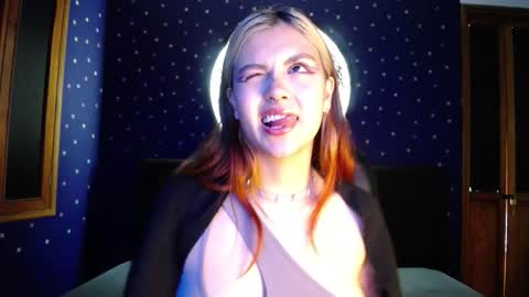 Snapshot of fabzy_fab chatting on 02-25-26, 12:26 fabzy online show from 02-25-26, 12:26