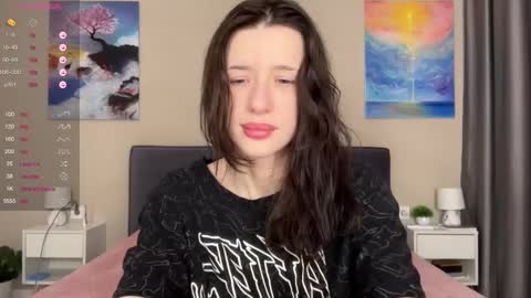 Snapshot of fairy_bloomix chatting on 01-18-25, 09:55 Bloom  online show from 01-18-25, 09:55