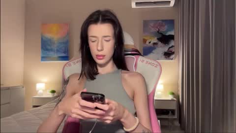 Bloom  online show from 11-05-25, 11:10