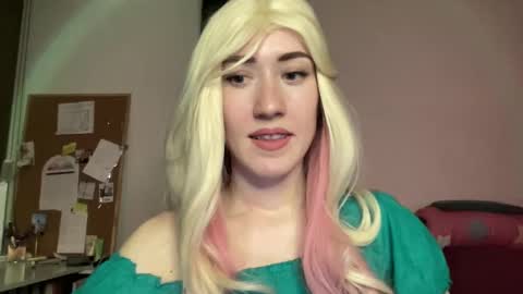 fairy_face online show from 03-11-25, 06:19