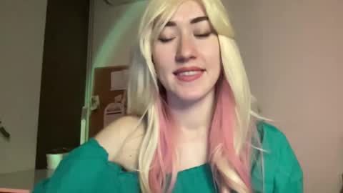 fairy_face online show from 03-11-25, 09:26