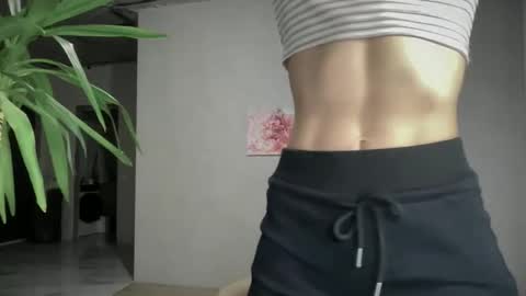fairy_face online show from 09-16-25, 04:30
