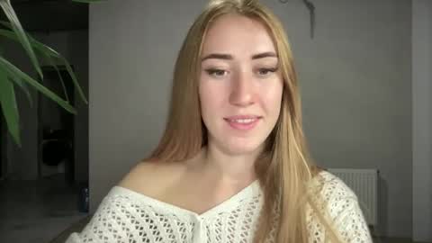 fairy_face online show from 09-19-25, 06:41
