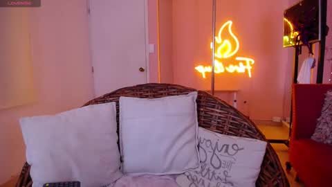 FAIRY online show from 11-05-25, 08:53