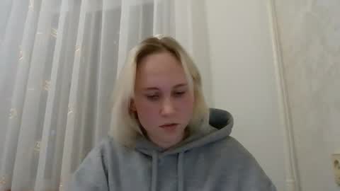 Snapshot of fairyfeller_ chatting on 10-01-25, 03:51 fairyfeller_ online show from 10-01-25, 03:51
