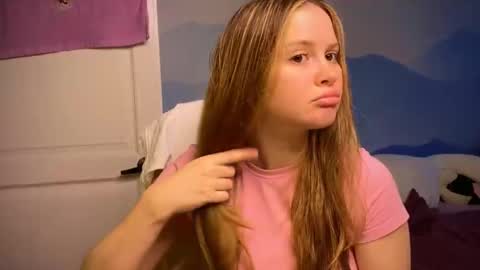 Ilona online show from 10-25-25, 06:43