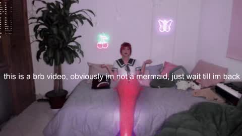 Snapshot of fairywhore chatting on 10-13-25, 04:12 Jackie Cosplayer online show from 10-13-25, 04:12