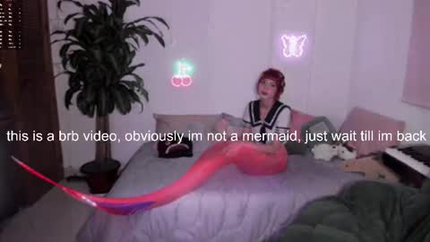 Snapshot of fairywhore chatting on 10-16-25, 04:02 Jackie Cosplayer online show from 10-16-25, 04:02