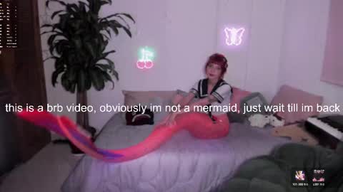 Snapshot of fairywhore chatting on 10-26-25, 04:40 Jackie Cosplayer online show from 10-26-25, 04:40