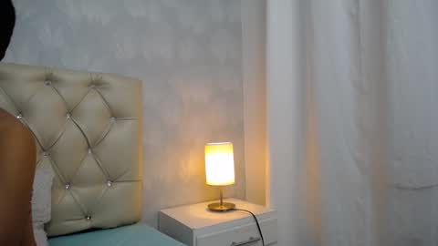 Snapshot of faith_hill chatting on 12-06-24, 05:55 Faith online show from 12-06-24, 05:55