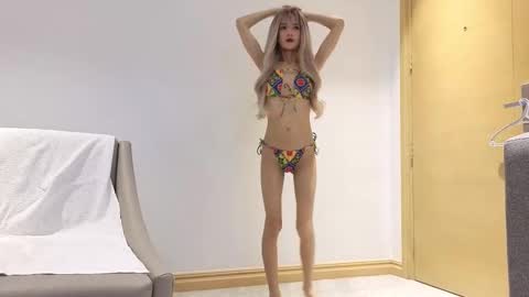 Snapshot of fallen_virtue chatting on 09-25-25, 02:15 Miya online show from 09-25-25, 02:15