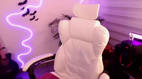 OF fallenag 1 online show from 10-15-25, 02:44