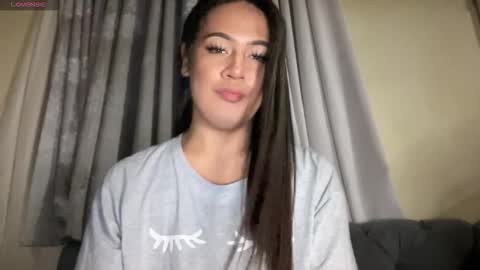 Snapshot of fallon_empress chatting on 11-17-25, 06:35 callmecindy online show from 11-17-25, 06:35