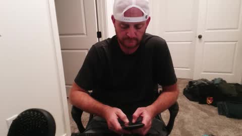 Snapshot of fallout7657 chatting on 10-13-25, 01:38 Daddy online show from 10-13-25, 01:38