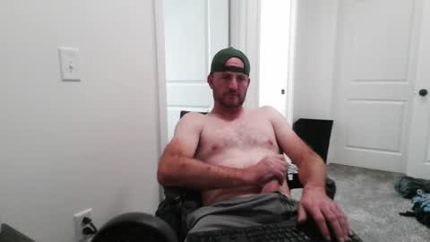 Snapshot of fallout7657 chatting on 10-16-25, 07:48 Daddy online show from 10-16-25, 07:48