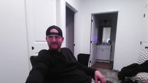 Snapshot of fallout7657 chatting on 11-20-25, 10:37 Daddy online show from 11-20-25, 10:37