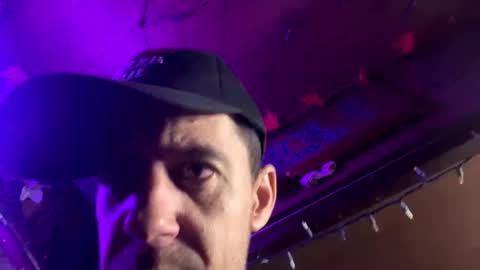 Snapshot of familyswap710 chatting on 11-26-25, 09:54 familyswap710 online show from 11-26-25, 09:54