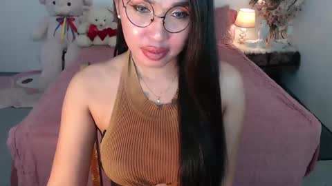 Layla online show from 01-08-25, 11:32