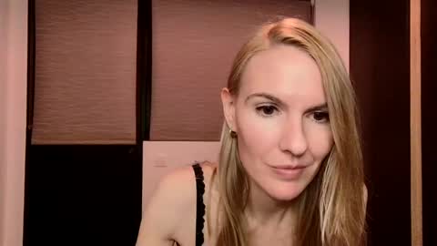Fanny online show from 12-31-24, 01:26