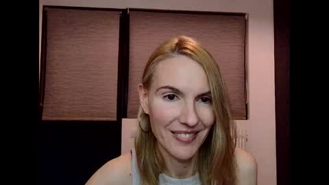 Fanny online show from 01-07-25, 07:06