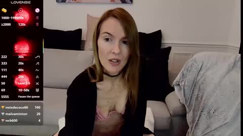 Fanny online show from 11-28-25, 12:13