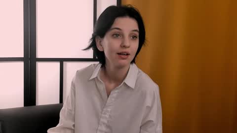 Mia online show from 12-02-24, 07:25