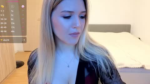 Liza online show from 01-27-25, 07:03