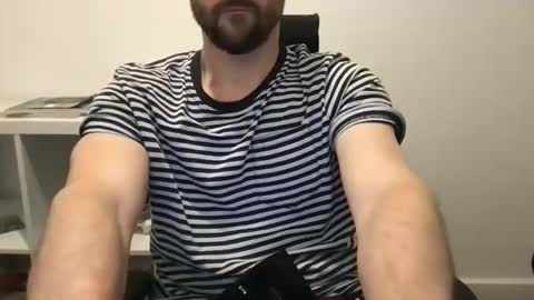 Snapshot of fantacyland chatting on 11-15-25, 06:15 Alex online show from 11-15-25, 06:15