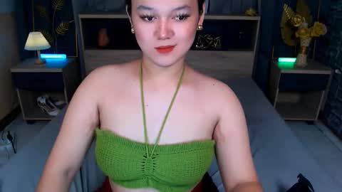 Snapshot of fantasia_hilton chatting on 09-09-25, 04:12 fantasia_hilton online show from 09-09-25, 04:12