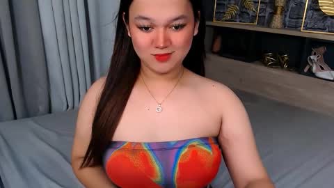 Snapshot of fantasia_hilton chatting on 11-16-25, 07:19 fantasia_hilton online show from 11-16-25, 07:19