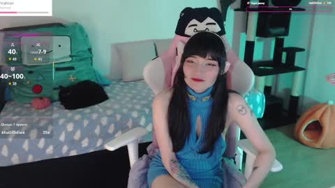 Snapshot of fantasma_gei chatting on 10-17-25, 01:09 Fantasma. online show from 10-17-25, 01:09