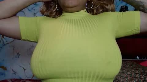 Snapshot of fantastic961397 chatting on 11-14-25, 02:43 fantastic961397 online show from 11-14-25, 02:43